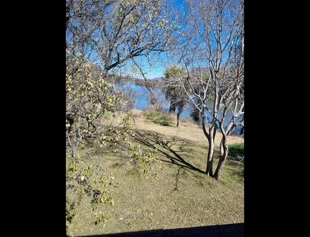 4 BEDROOM HOUSE FOR SALE IN VREDEFORT RURAL